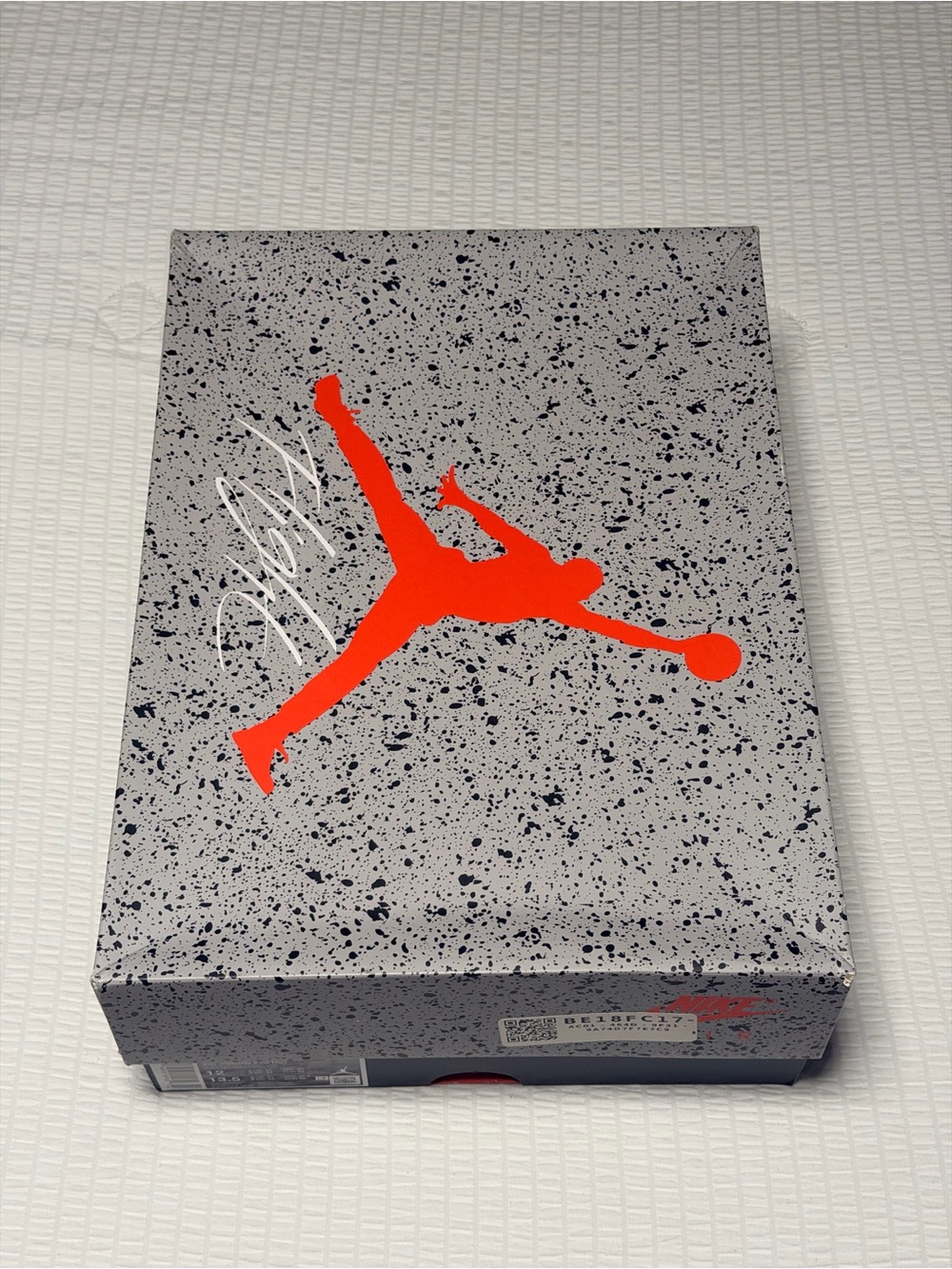 Air Jordan “AJ4 Bred Reimagined” Men’s size 12 - Picture 9 of 9